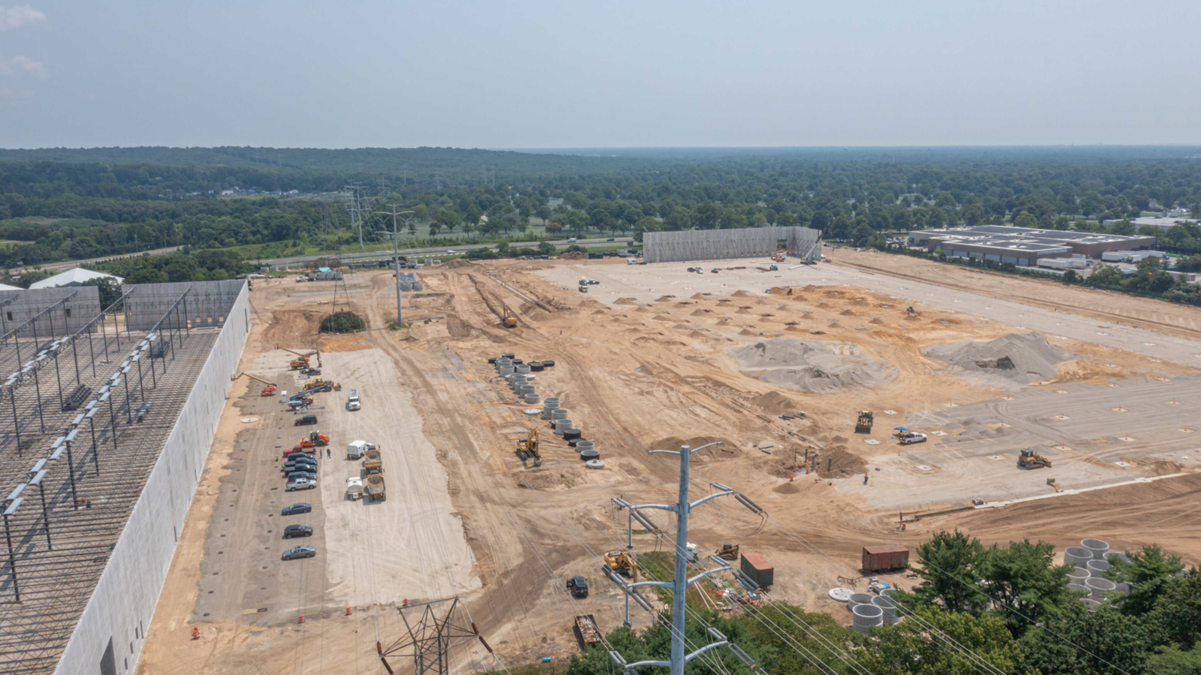 Last Mile Warehouse Construction for Hartz Mountain | Aurora Contractors